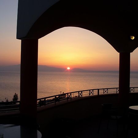 קרפס Sea View Resorts & Spa מראה חיצוני תמונה